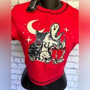 Mountain Vintage Print Contrast Stitch Skull and Cat Print Crop Top